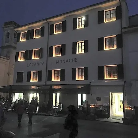 Le Monache 3* Camaiore